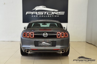 Mustang GT V8 (3).JPG