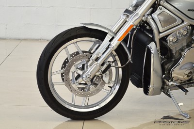 Harley Davidson V-Rod 2012 (9).JPG