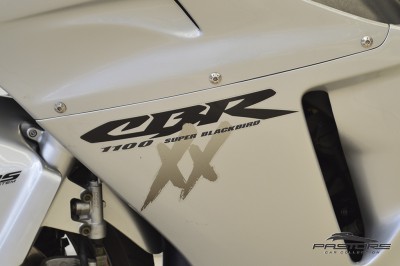Honda CBR 1100XX Super Black Bird (10).JPG