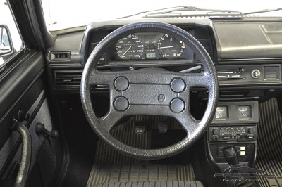 VW Passat GTS Pointer 1987 (29).JPG
