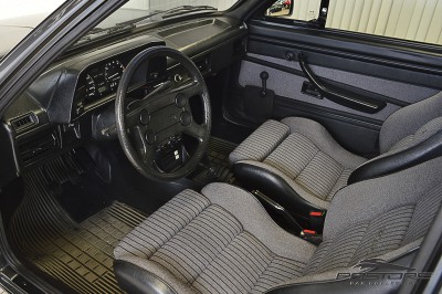 VW Passat GTS Pointer 1987 (4).JPG